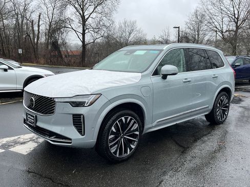 New 2026 Volvo XC90 T8 Ultra w/ Protection Package Premier AWD/4WD image 5