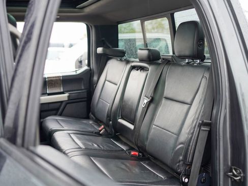 Used 2017 Ford F250 Lariat w/ Lariat Ultimate Package AWD/4WD image 25