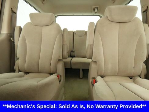 Used 2006 Kia Sedona FWD image 16