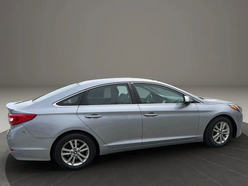 Used 2016 Hyundai Sonata SE FWD image 14