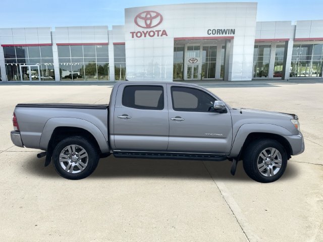 Used 2014 Toyota Tacoma 4x4 Double Cab w/ Limited Package image 6