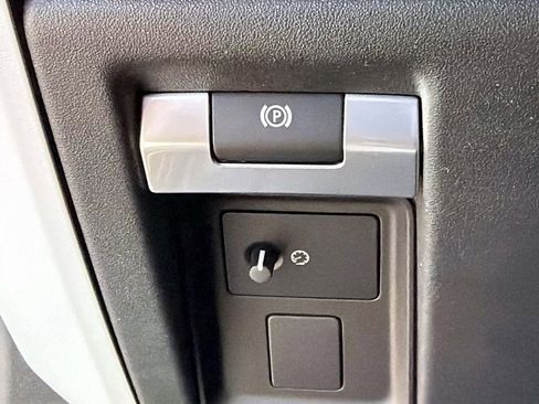 New 2026 Land Rover Defender 130 S AWD/4WD image 31