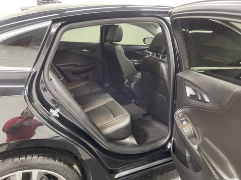 Used 2020 Chevrolet Malibu Premier FWD image 19