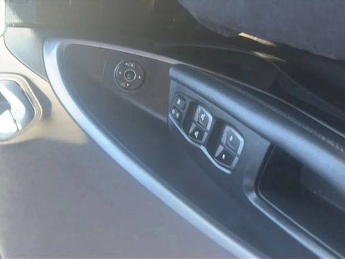 Used 2015 Hyundai Santa Fe Sport w/ Option Group 02 FWD image 19