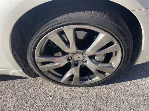 Used 2017 INFINITI Q70 L 3.7 w/ Deluxe Touring Package RWD image 7