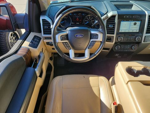 Used 2017 Ford F150 Lariat w/ Equipment Group 501A Mid RWD image 10