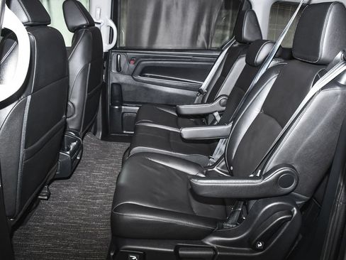 Used 2023 Honda Odyssey EX-L image 45