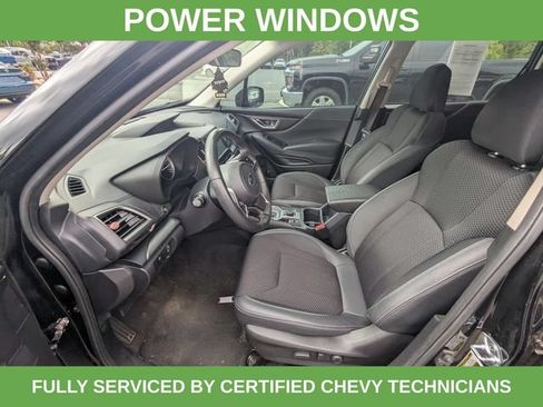 Used 2023 Subaru Forester Premium AWD/4WD image 13