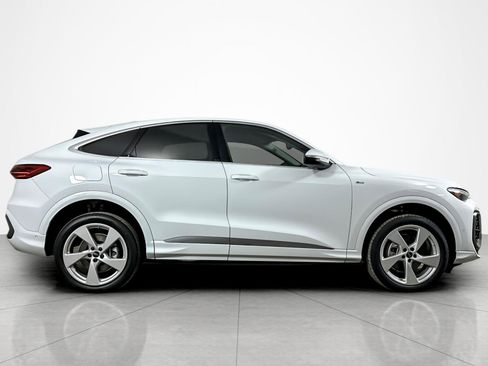 New 2025 Audi Q5 Premium Plus image 7