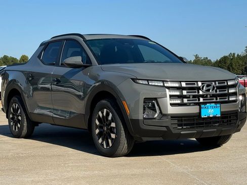 Certified 2025 Hyundai Santa Cruz SEL image 10