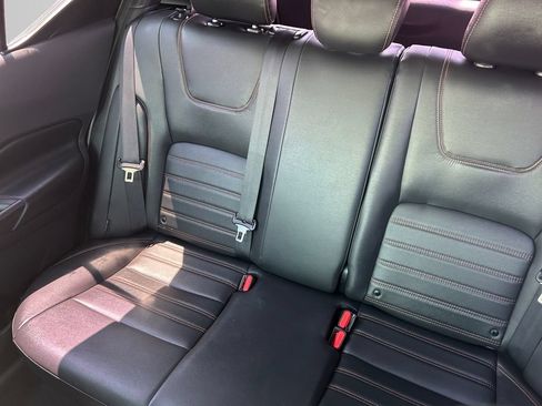 Used 2020 Nissan Kicks SR w/ SR Premium Package FWD image 14