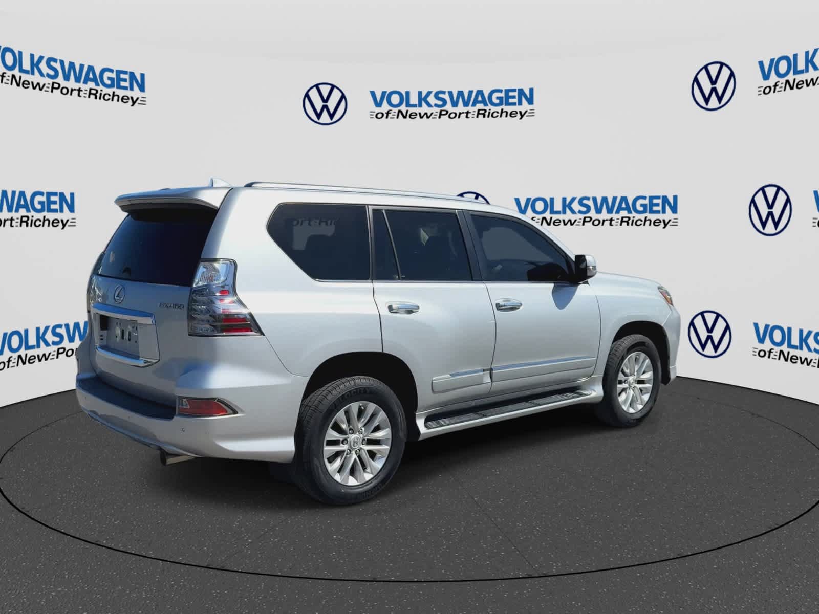 Used 2016 Lexus GX 460 w/ Premium Package AWD/4WD image 8