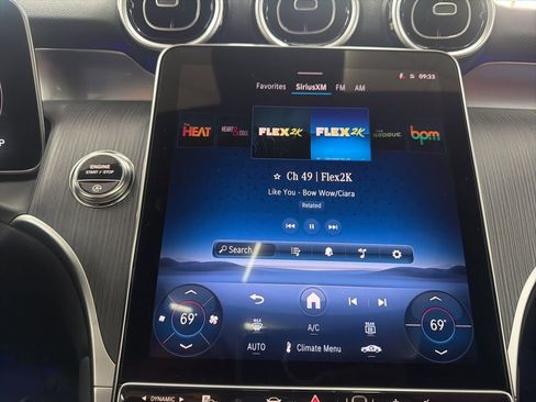 New 2026 Mercedes-Benz GLC 300 image 34