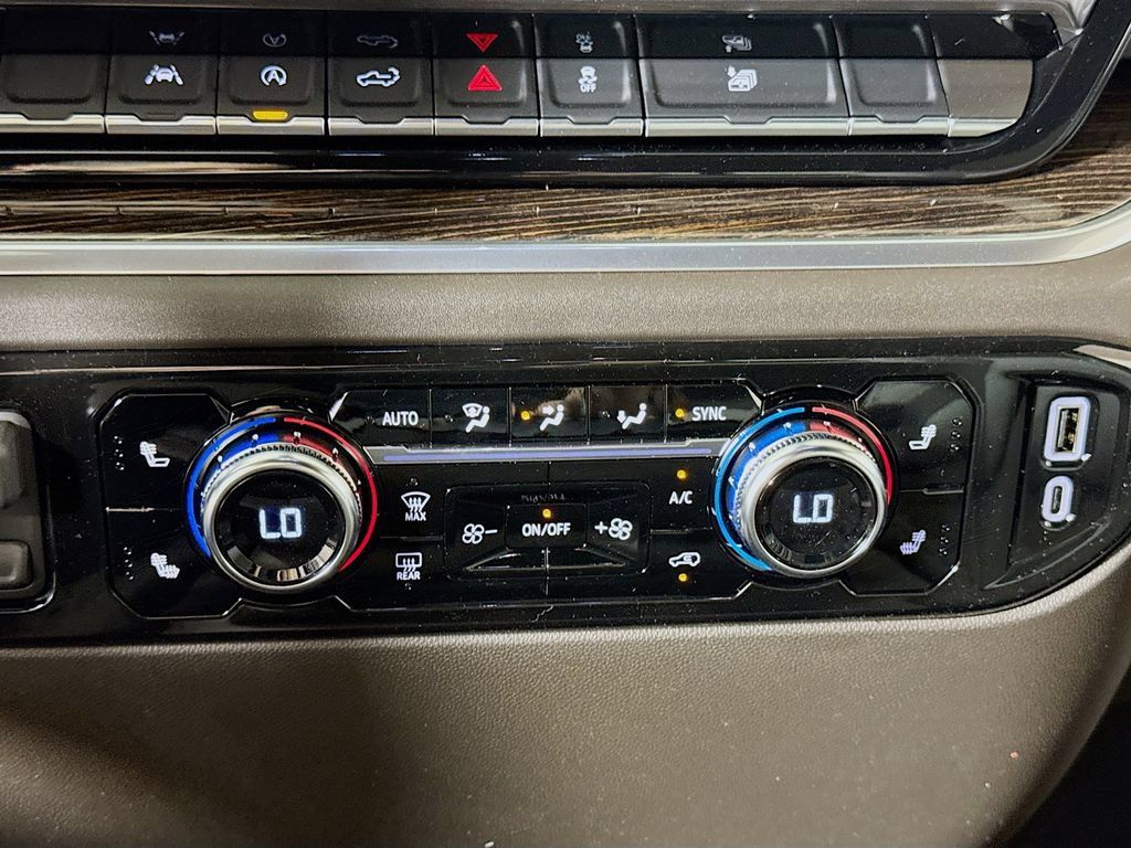 New 2026 GMC Sierra 1500 SLE w/ Preferred Package RWD image 10