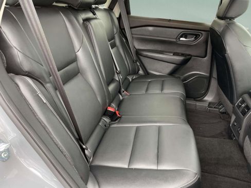 Used 2023 Nissan Rogue SL w/ SL Premium Package FWD image 16