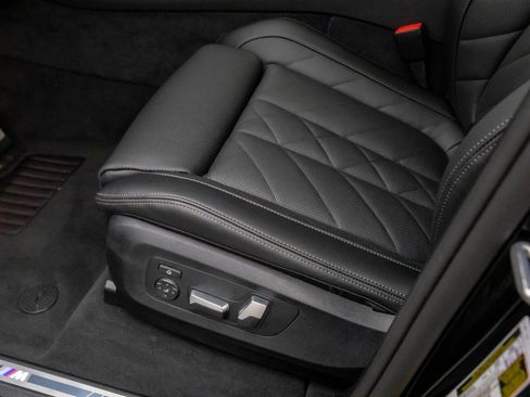 New 2026 BMW X5 xDrive50e w/ M Sport Package image 17