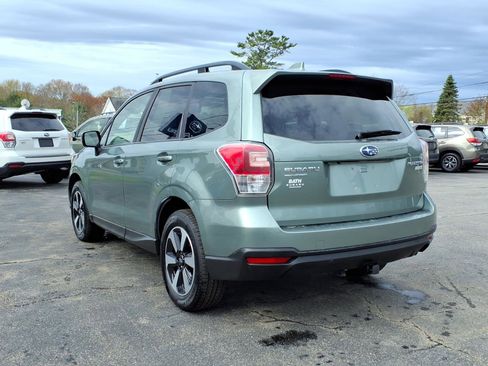 Used 2017 Subaru Forester 2.5i Premium w/ All-Weather Package AWD/4WD image 5