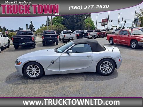 Used 2004 BMW Z4 2.5i RWD image 8