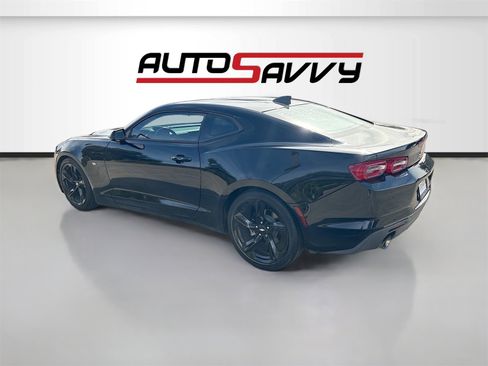 Used 2019 Chevrolet Camaro LT image 5