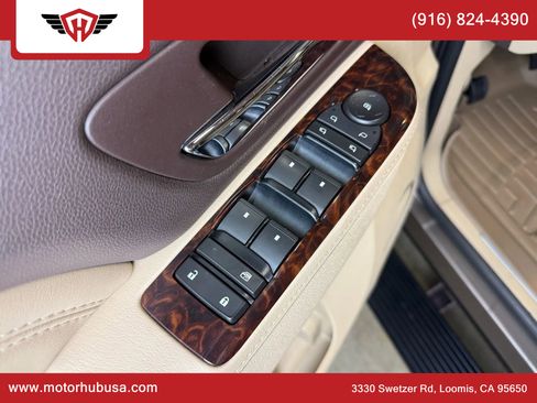 Used 2011 GMC Yukon Denali image 34