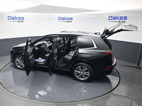 Used 2023 Cadillac XT6 Premium Luxury image 63