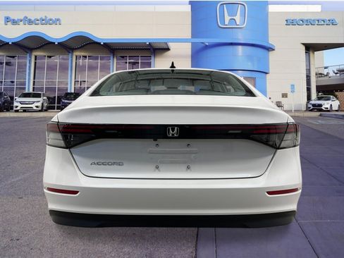 New 2026 Honda Accord SE image 4