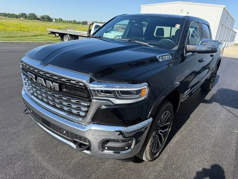 Used 2025 RAM 1500 Limited AWD/4WD image 4