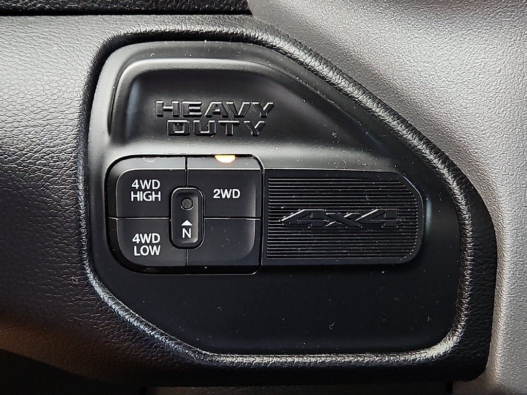 Certified 2024 RAM 3500 Big Horn AWD/4WD image 27