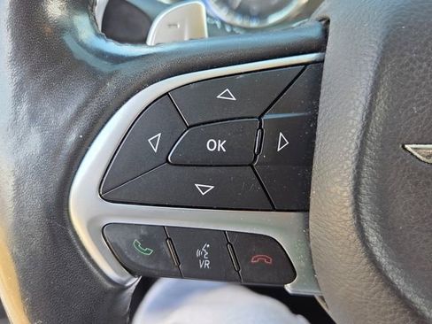 Used 2017 Chrysler 200 Limited Platinum w/ Comfort & Convenience Group image 23