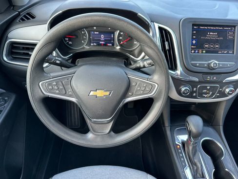 Used 2022 Chevrolet Equinox LT FWD image 13