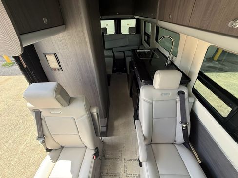 Used 2022 Mercedes-Benz Sprinter 3500 w/ Parking Package image 34