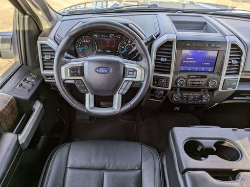 Used 2020 Ford F150 Lariat image 14