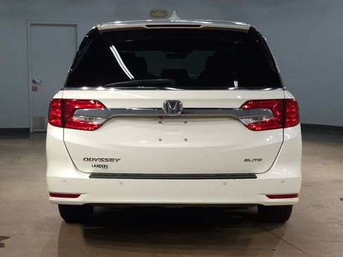 Used 2019 Honda Odyssey Elite image 6