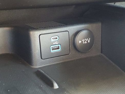 Used 2022 Ford Escape SEL w/ Technology Package AWD/4WD image 17