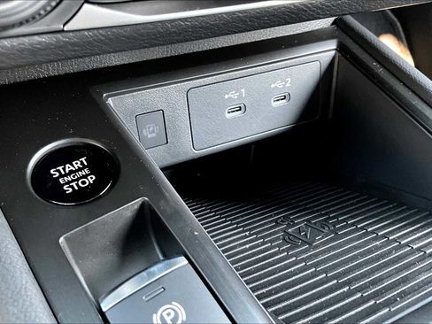 New 2025 Nissan Kicks SV image 20