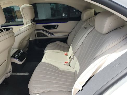 Used 2022 Mercedes-Benz S 500 4MATIC image 21