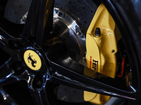 Used 2013 Ferrari 458 Spider RWD image 22
