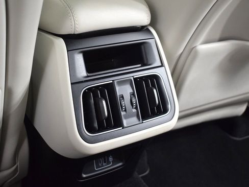 Used 2023 Maserati Grecale Modena AWD/4WD image 22