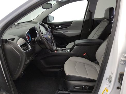 Used 2021 Chevrolet Equinox Premier AWD/4WD image 17