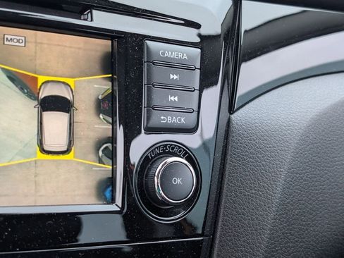 Used 2022 Nissan Rogue Sport SL w/ Premium Package image 15