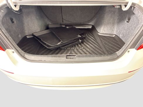 Used 2020 Honda Accord LX image 35