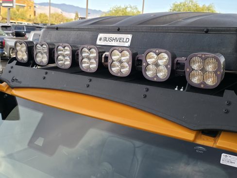 Used 2022 Ford Bronco Wildtrak image 10