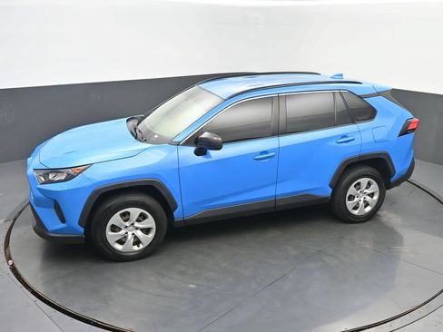 Used 2019 Toyota RAV4 LE w/ All Weather Liner Package AWD/4WD image 38