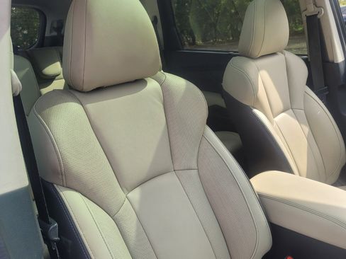 Used 2019 Subaru Ascent Limited w/ Popular Package #3 image 26