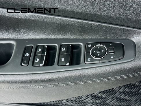 Used 2022 Hyundai Santa Fe SE FWD image 24