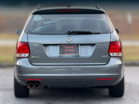 Used 2012 Volkswagen Jetta S image 4