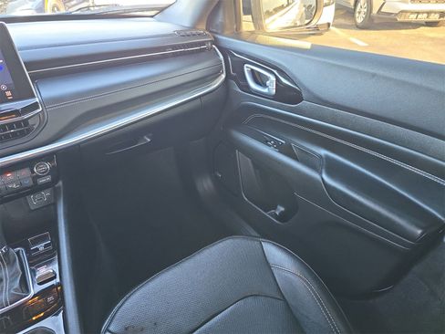 Used 2022 Jeep Compass High Altitude image 11