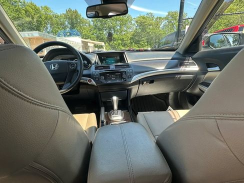 Used 2015 Honda Crosstour EX-L image 24