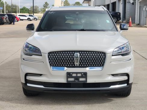 Used 2022 Lincoln Aviator Reserve w/ Elements Package Plus AWD/4WD image 2