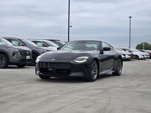 New 2026 Nissan Z Sport w/ Floor Mat Package RWD image 2